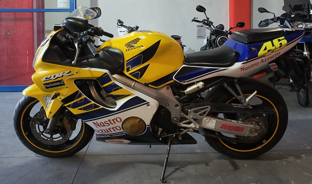 Honda CBR 600 F Sport Replica Valentino Rossi (2001)
